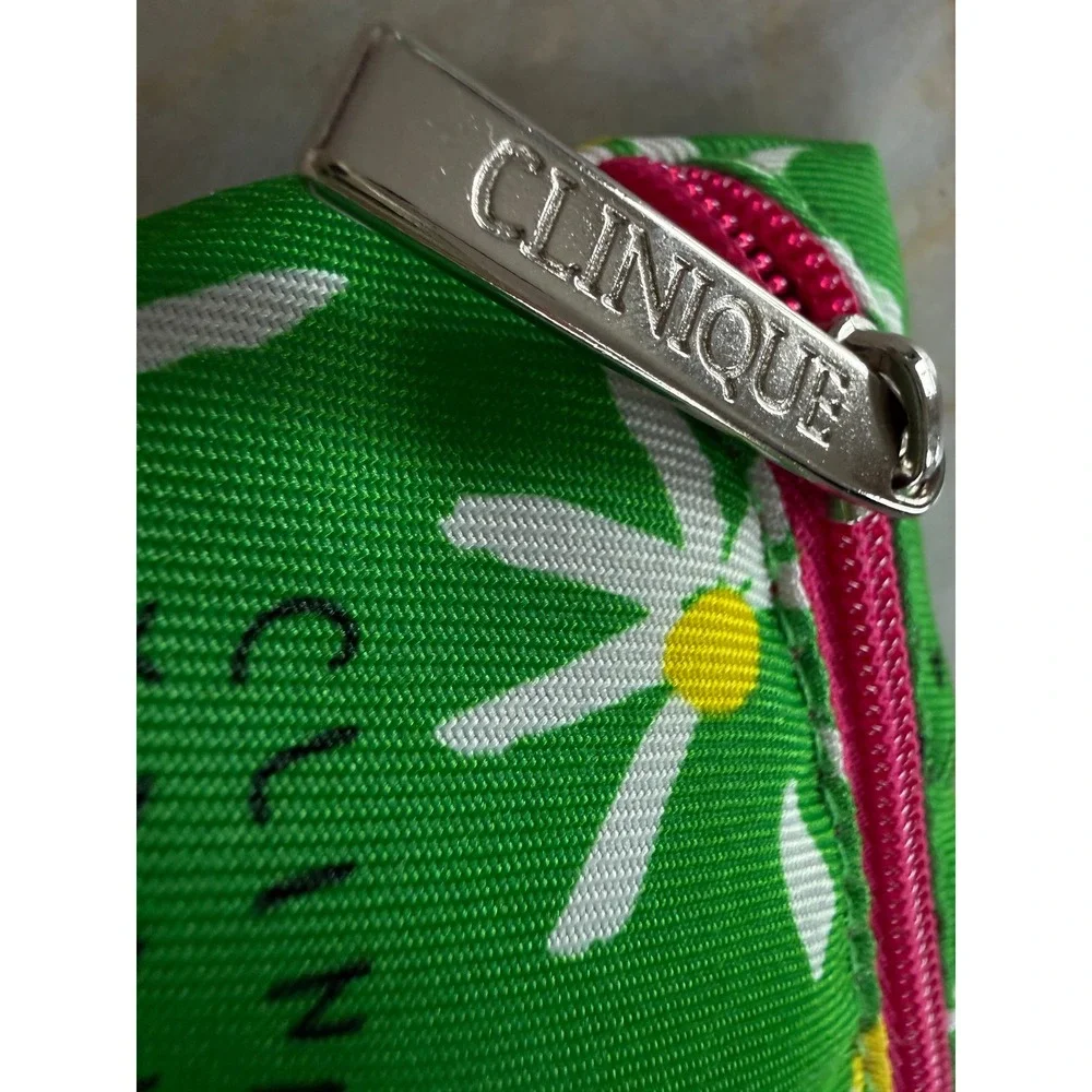 Clinique x Donald Robertson Green Daisy Floral Makeup Cosmetic Bag Pink Zipper
